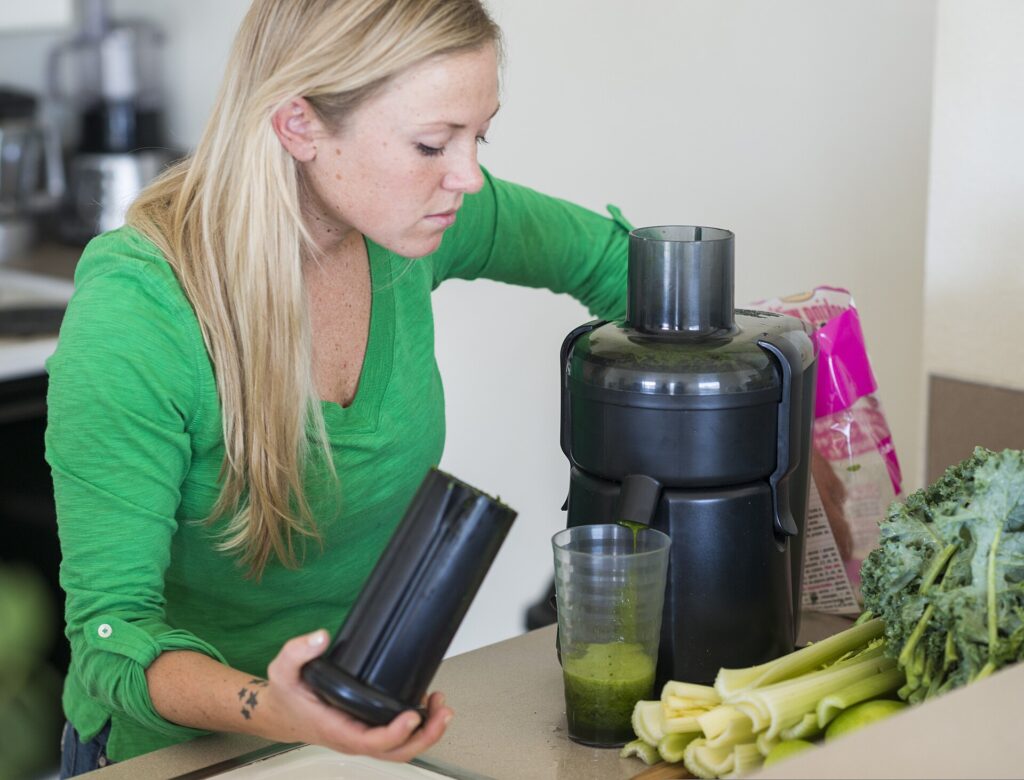 Beat the Heat, Save Energy: Simple Habits for a Safer, Smarter Summer