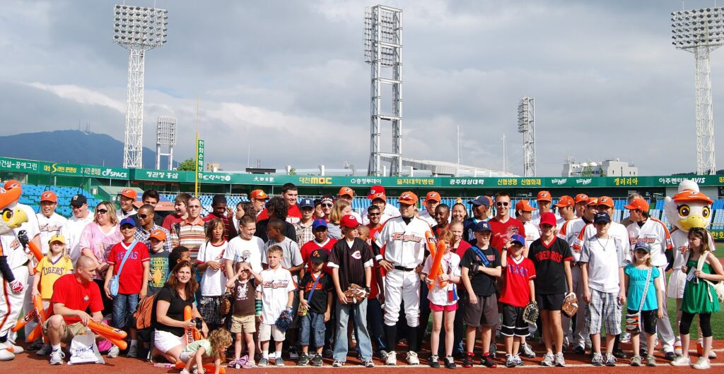 Humphreys community experiences Korean-style professional baseball 1