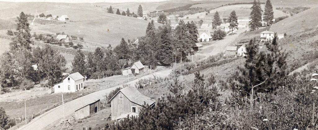 Panoramic View, 1920 -closeup- - Leland, Idaho (15187286092)